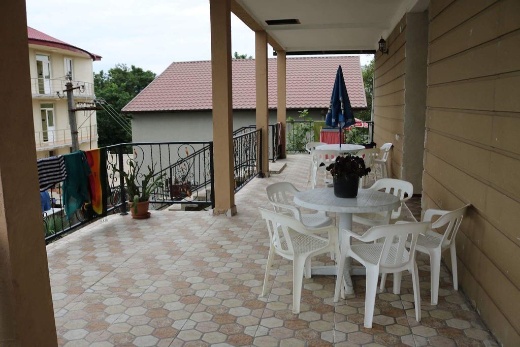 Guest House Barbi Kobuleti Εξωτερικό φωτογραφία