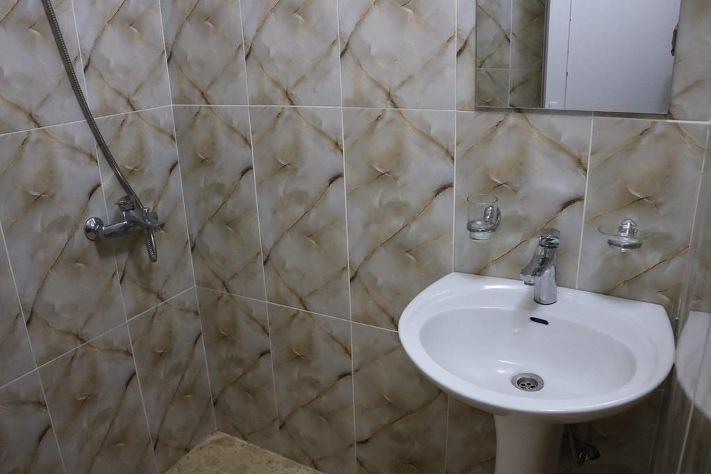 Guest House Barbi Kobuleti Εξωτερικό φωτογραφία
